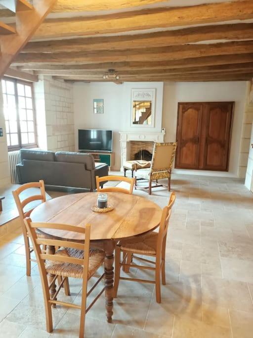 Gite Avec Vue Sur L'Indre Artannes-sur-Indre Εξωτερικό φωτογραφία